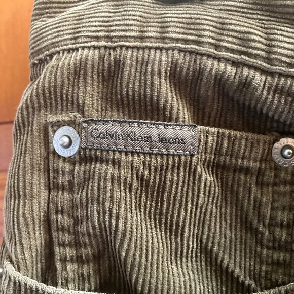 Calvin Klein Army Green Corduroy Pants - Size 31 - Vintage - Loose Fit - No tags - Picture 3 of 13